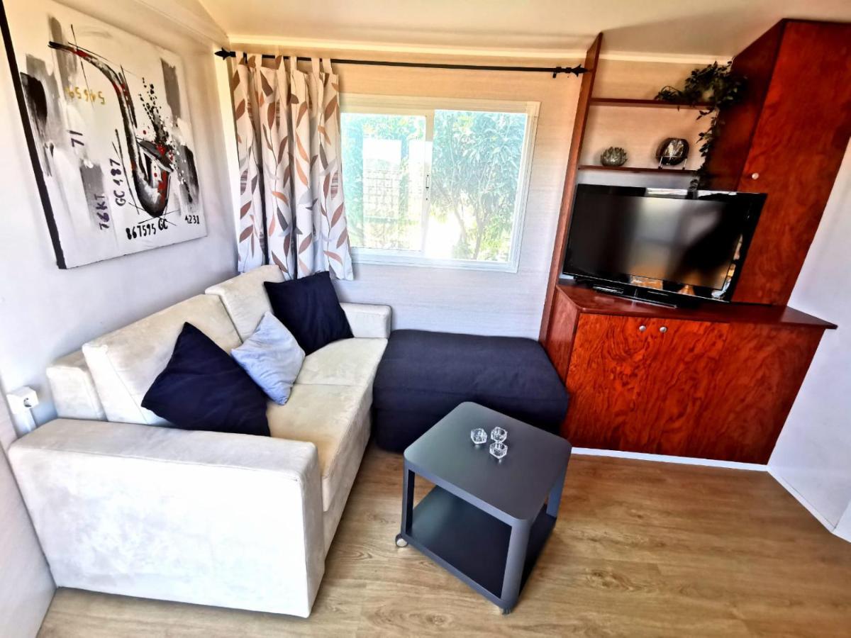 Casa Azul-Tiny House With Fantastic View, Big Outdoor Space And Pool 실베스 외부 사진
